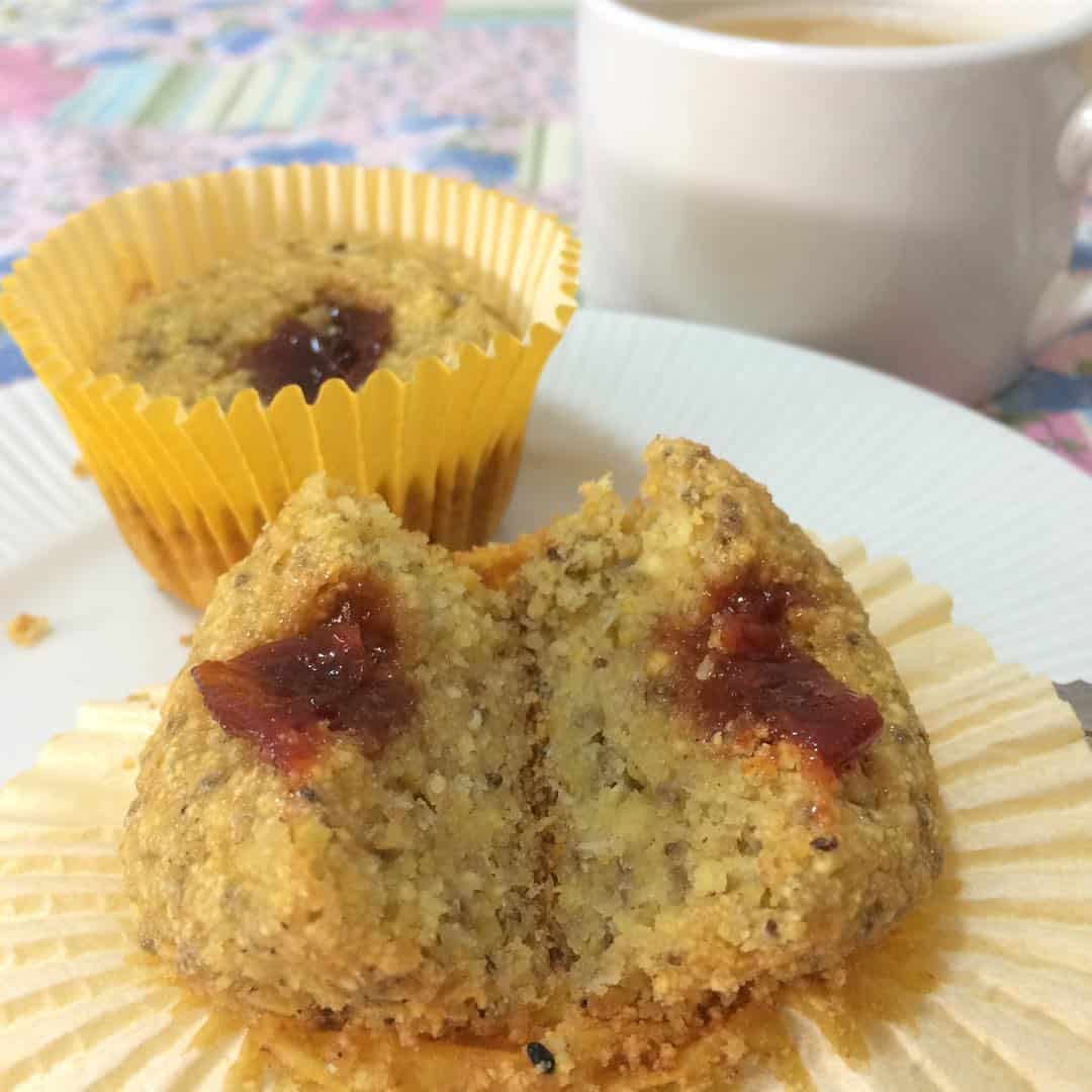 Receita de Bolo de Fubá sem Ovo e sem Leite - silvanahelena